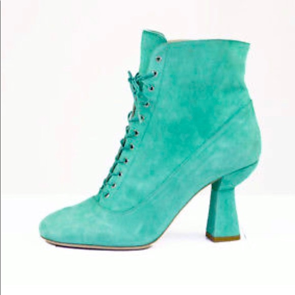 NIB MIU MIU Vintage Lace Up Green Suede Bootie 39 - Picture 4 of 4